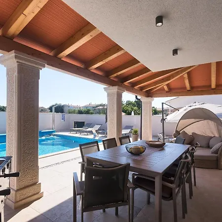 Vila Tea By Istra Vacation *